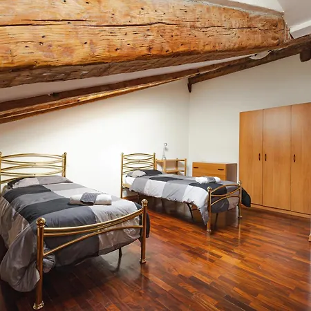 Mansarda Piazza Venezia Apartment Triest