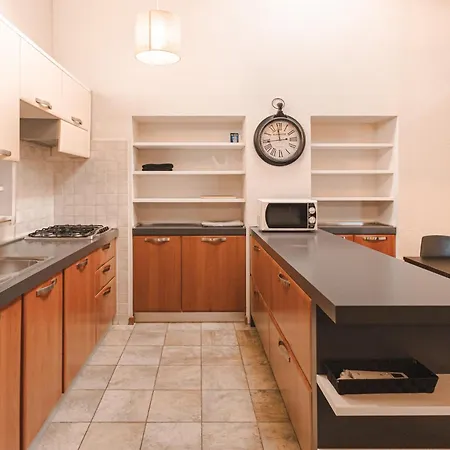 Apartment Mansarda Piazza Venezia *