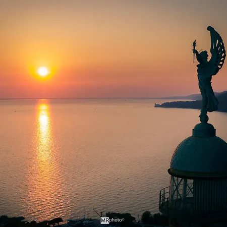 Apartamento Mansarda Piazza Venezia