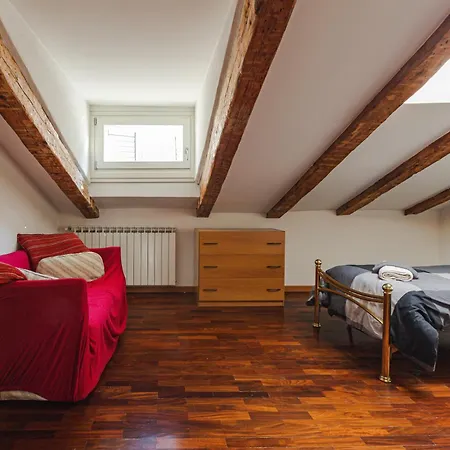 Mansarda Piazza Venezia Apartamento Trieste