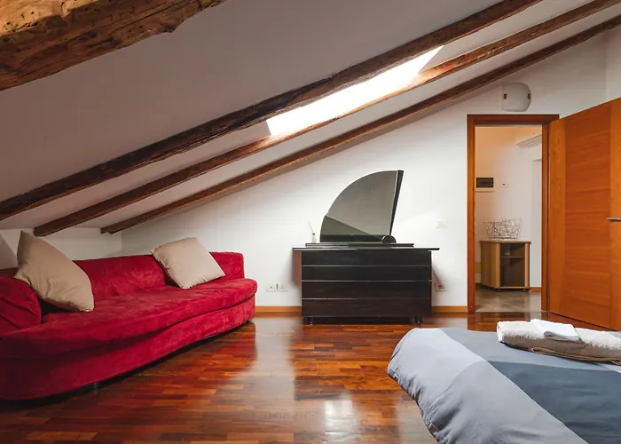 Apartment Mansarda Piazza Venezia